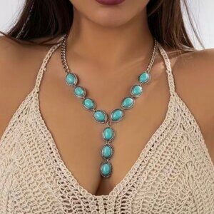 Stunning Blue Turquoise Stone & Silver Necklace